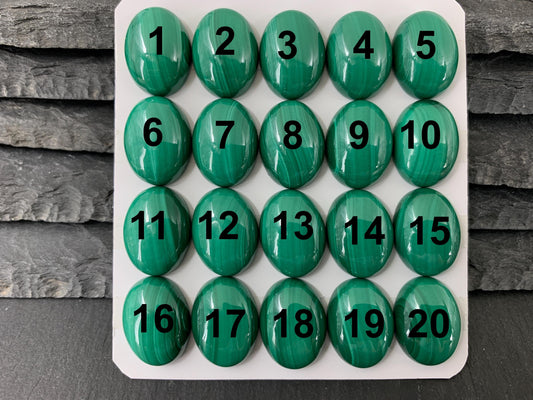 Malachite oval 12x16mm cabochon - Calibrated cabochons