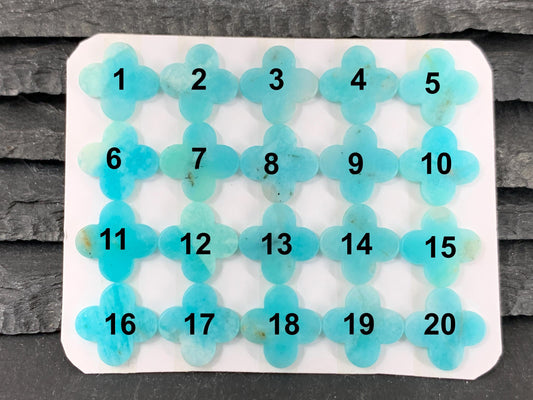 Flat Amazonite clover 13mm cabochon - Calibrated cabochons