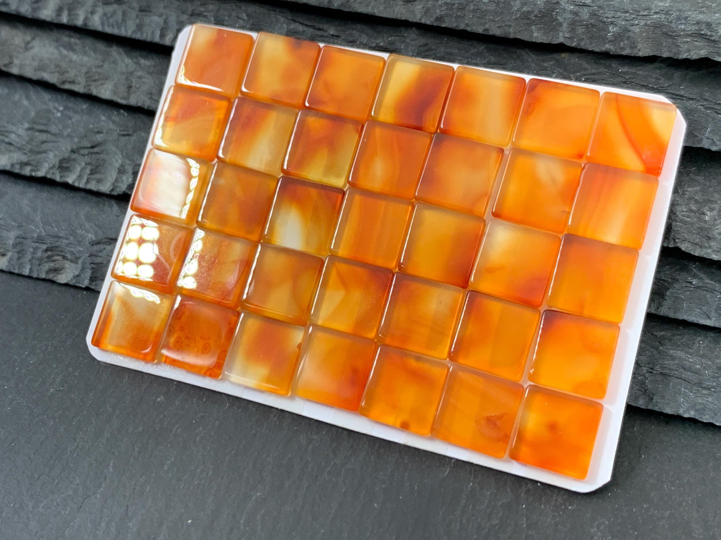 Flat Carnelian square 10mm cabochon - Calibrated cabochons