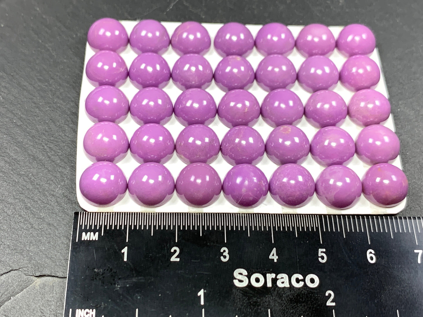 Phosphosiderite round 10mm cabochon - Calibrated cabochons