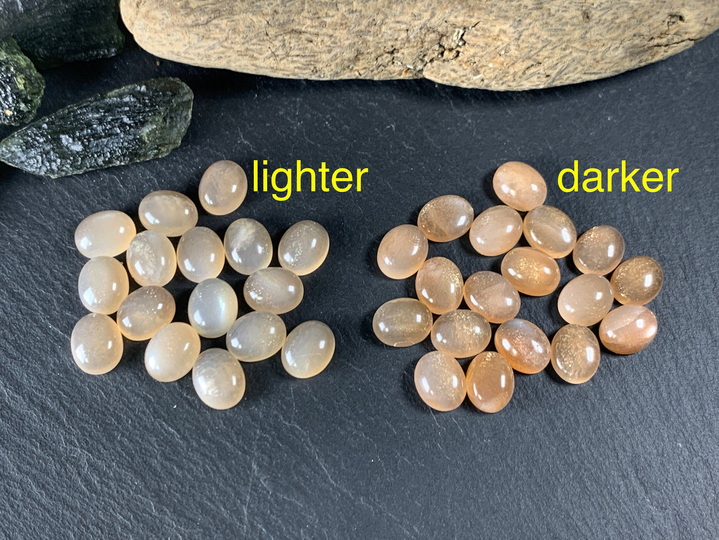 Goldsand Sunstone oval 8x10mm cabochon - Calibrated cabochons