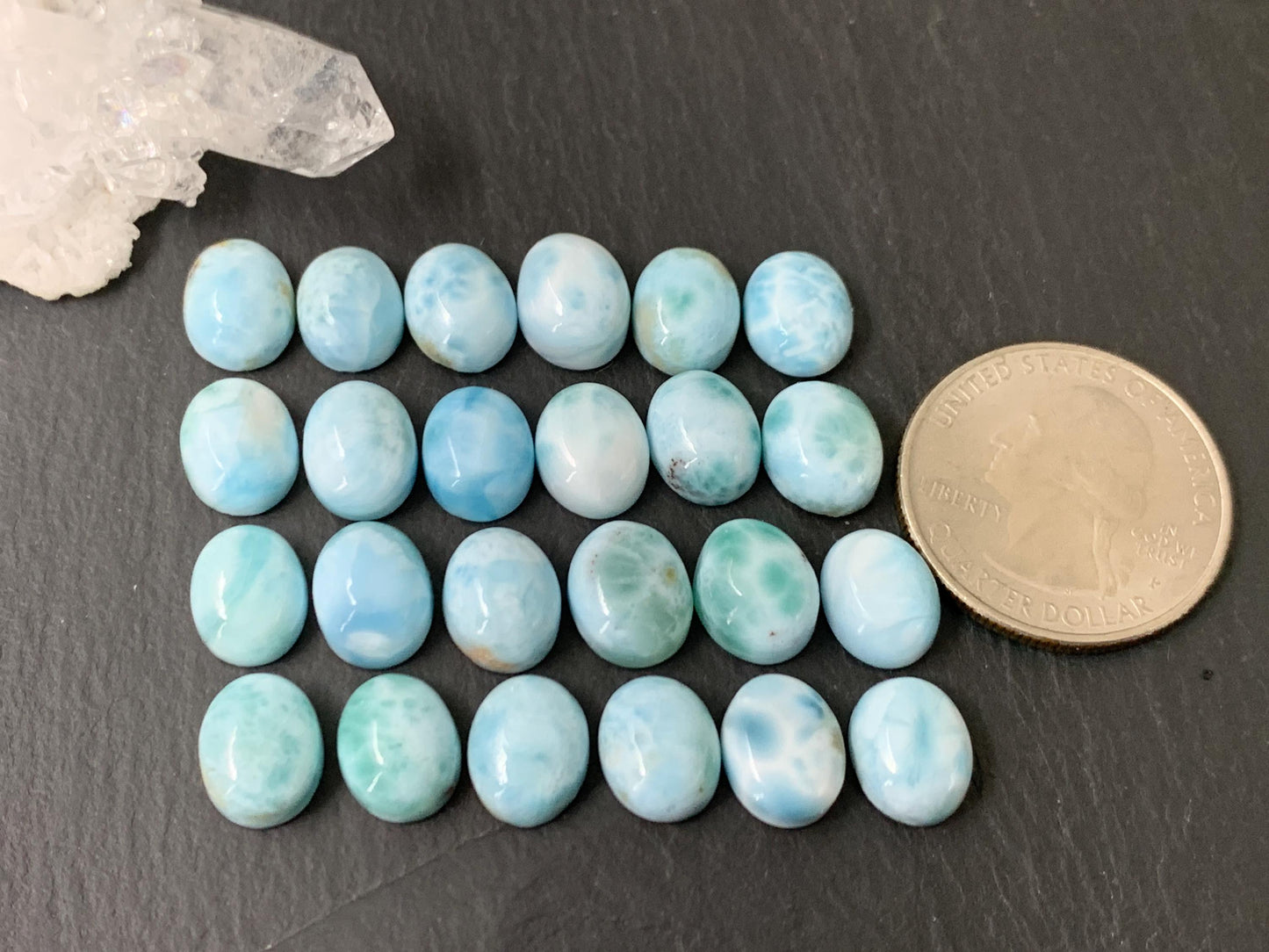 Larimar oval 8x10mm cabochon