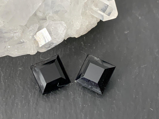 Faceted Black Onyx 6x6mm