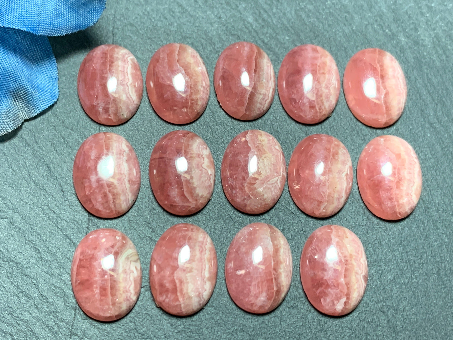 Rhodochrosite cabochon 12x16mm - Calibrated cabochons
