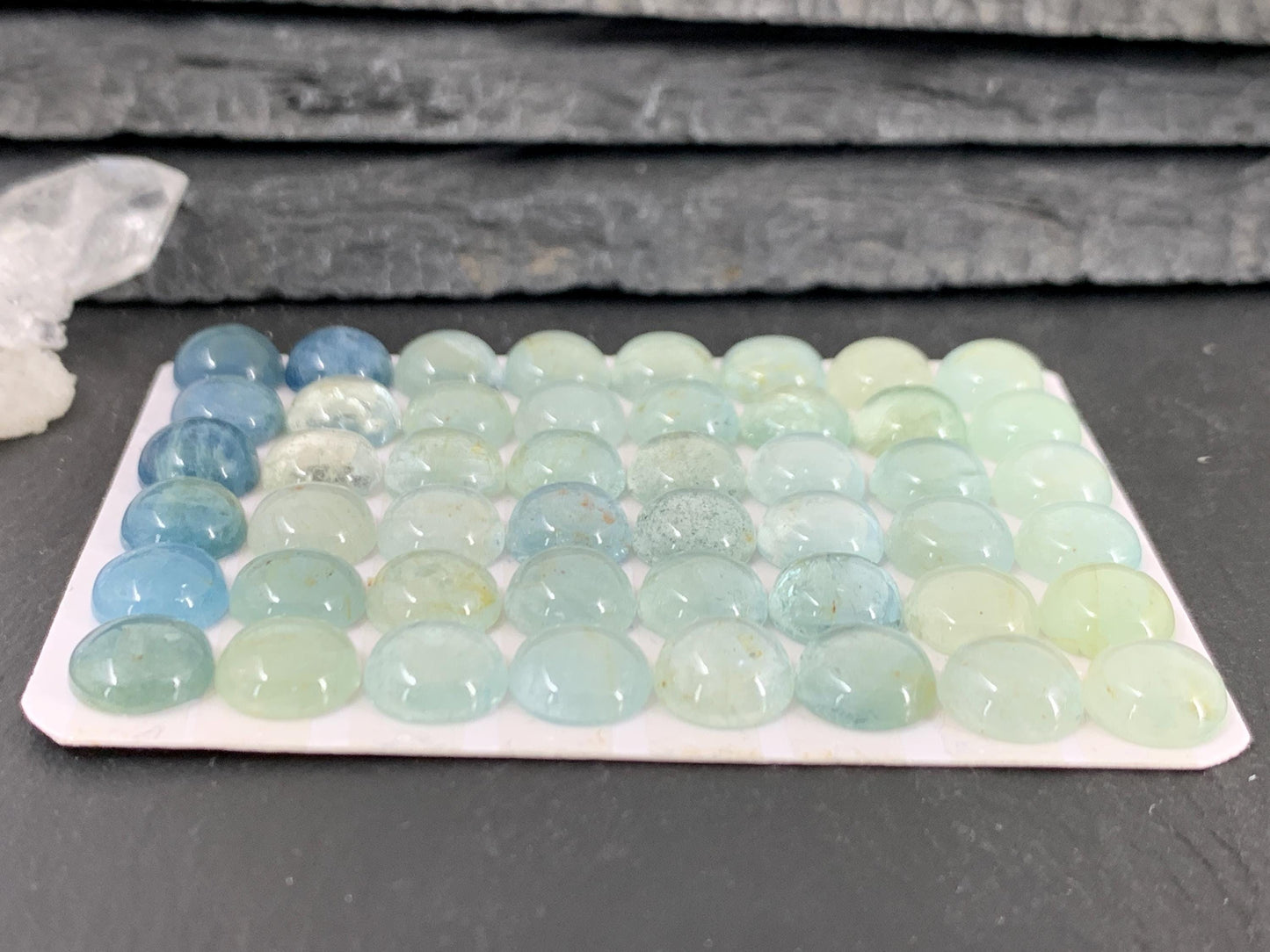 Aquamarine round 8mm cabochon - Calibrated cabochons