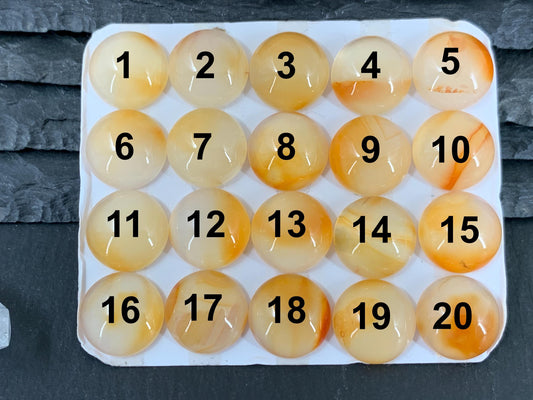 Carnelian round 16mm cabochon - Calibrated cabochons