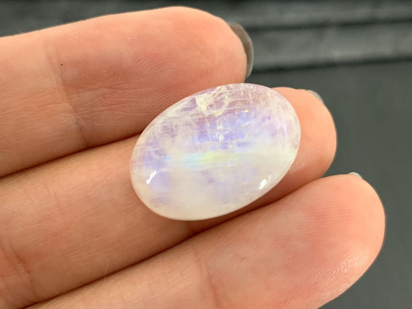 Rainbow Moonstone oval 21x15x6mm cabochon