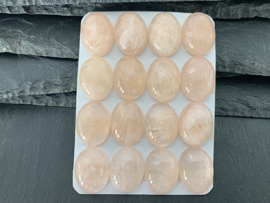 Morganite oval 15x20mm cabochon - Calibrated cabochons