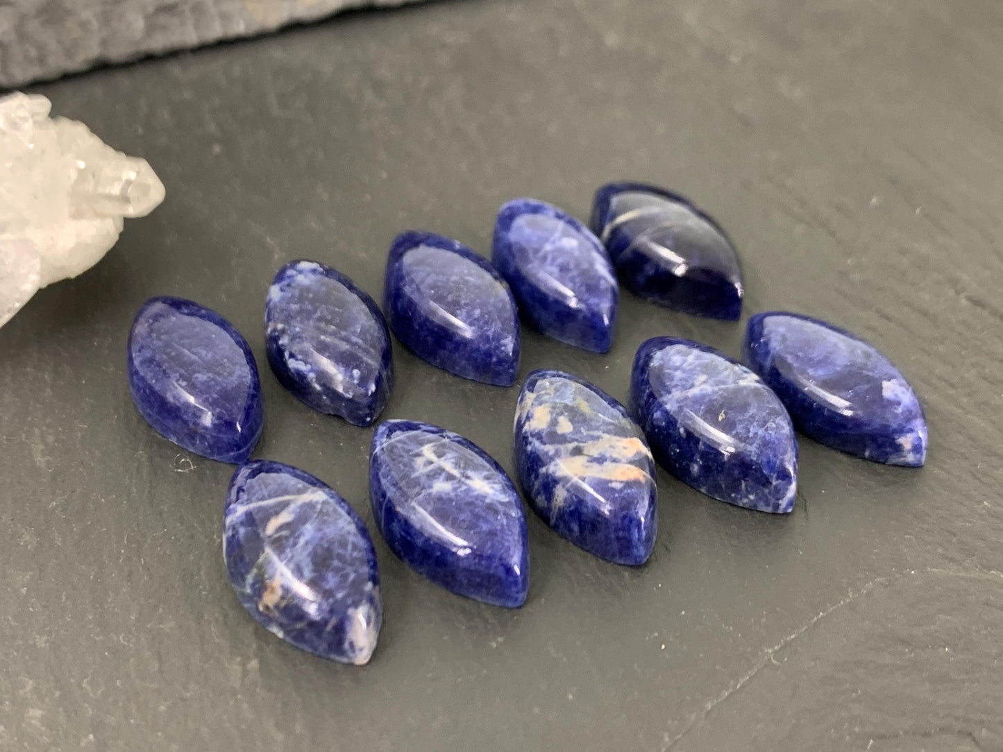 Sodalite marquise 9x18mm cabochon
