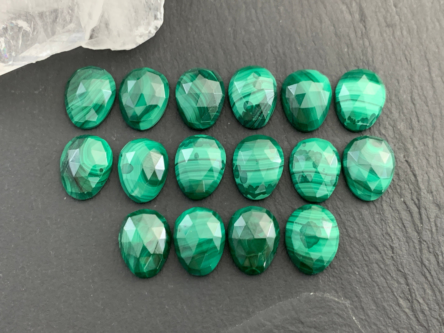 Faceted Malachite pear 10x13mm cabochon