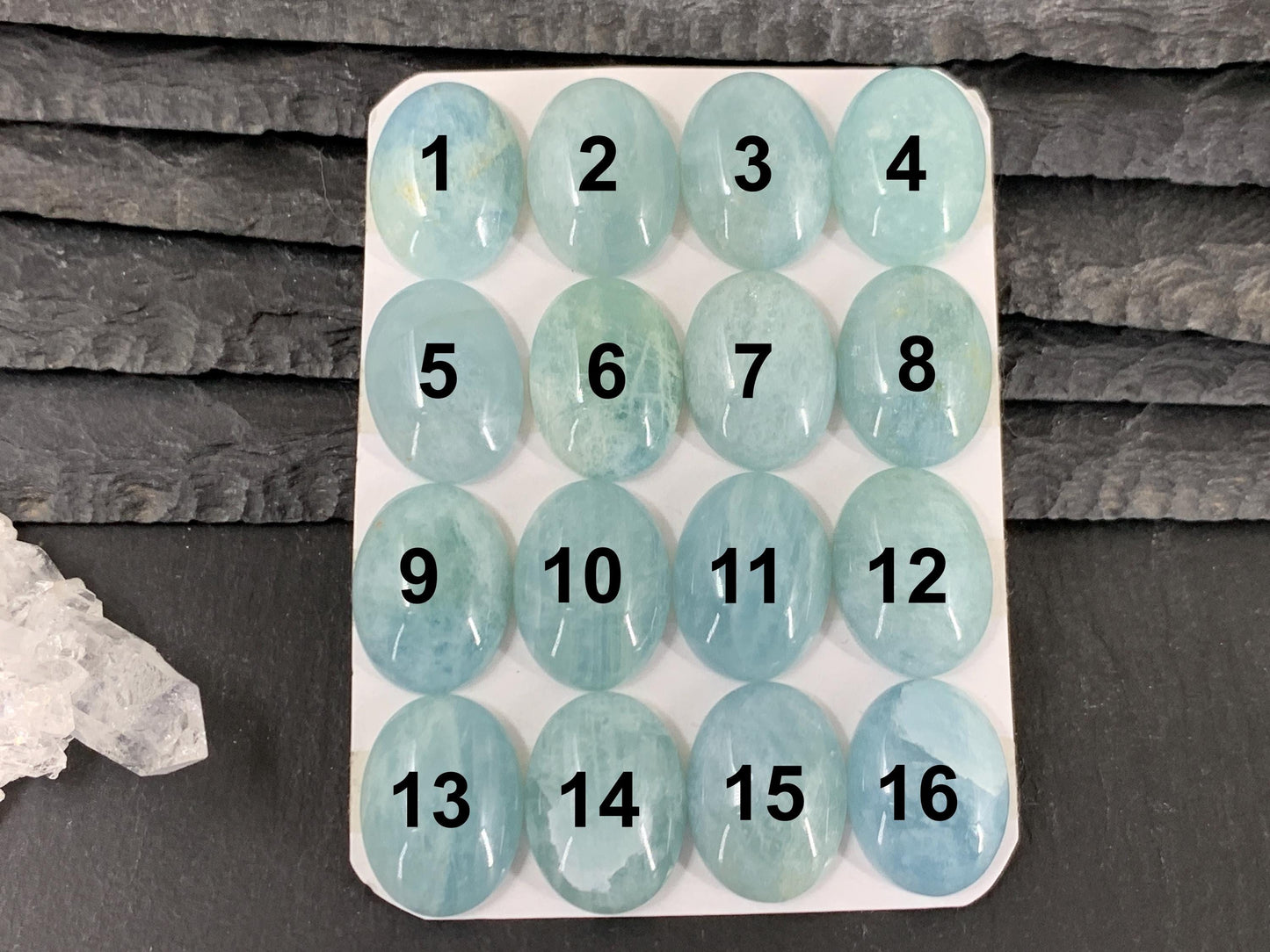Aquamarine oval 15x20mm cabochon - Calibrated cabochons