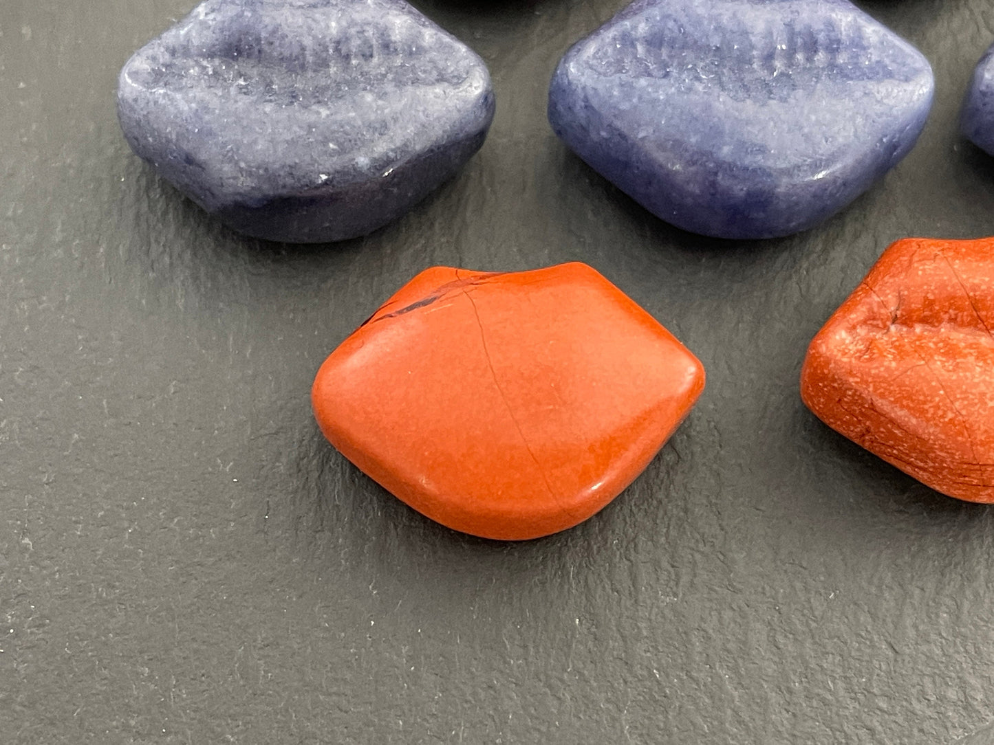 Red Jasper & Blue Aventurine Lips Cabochon - 20x14mm Carving