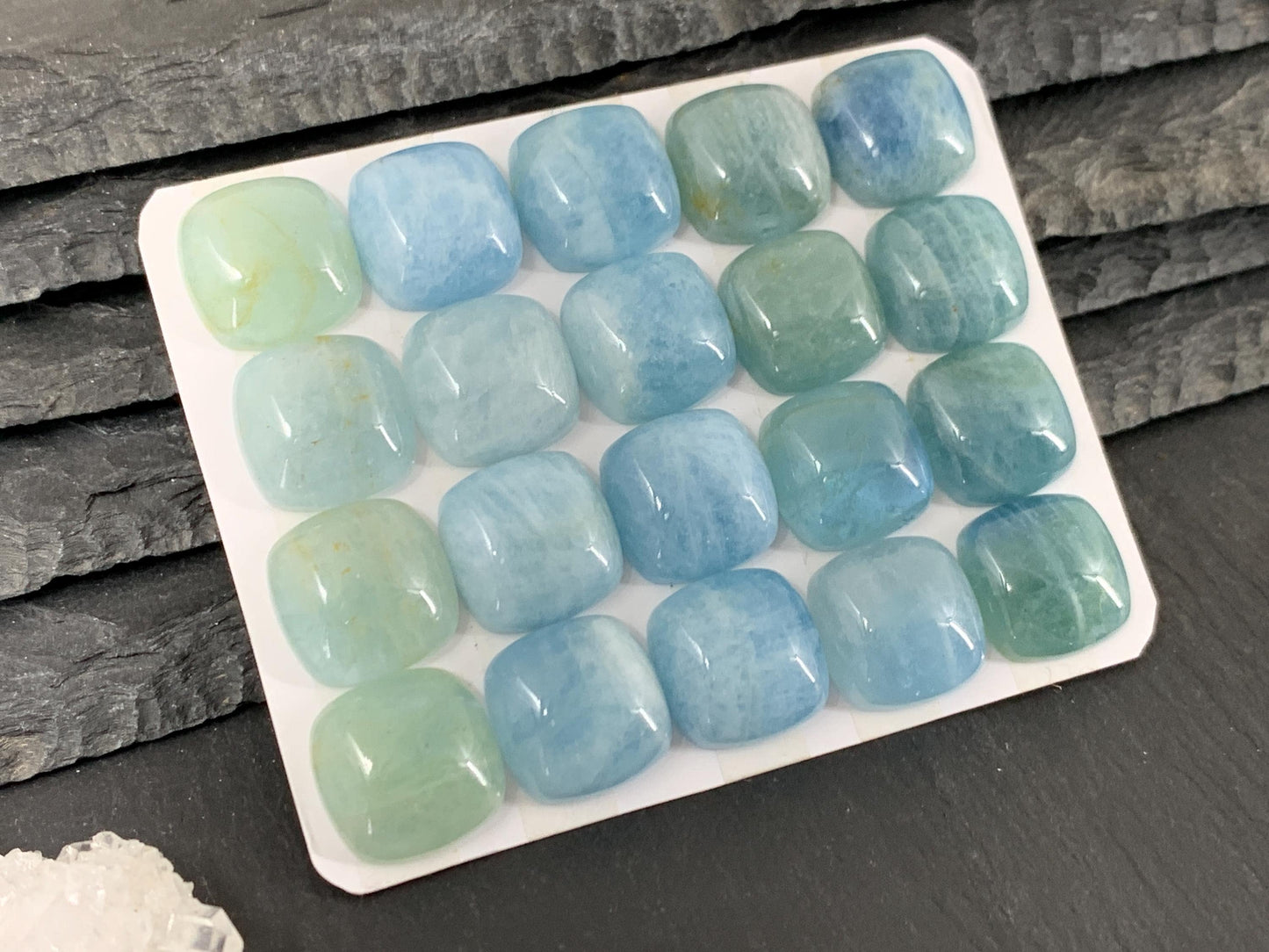 Aquamarine square cushion 15mm cabochon - Calibrated cabochons