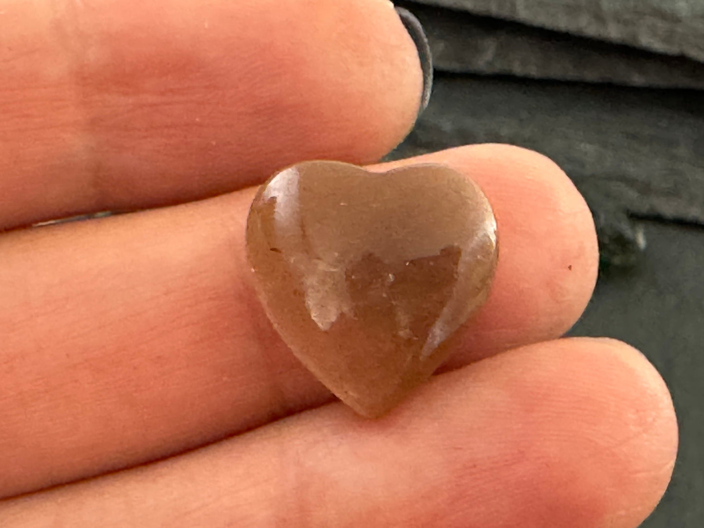 Goldsand Moonstone heart 15x15mm cabochon - Calibrated cabochons