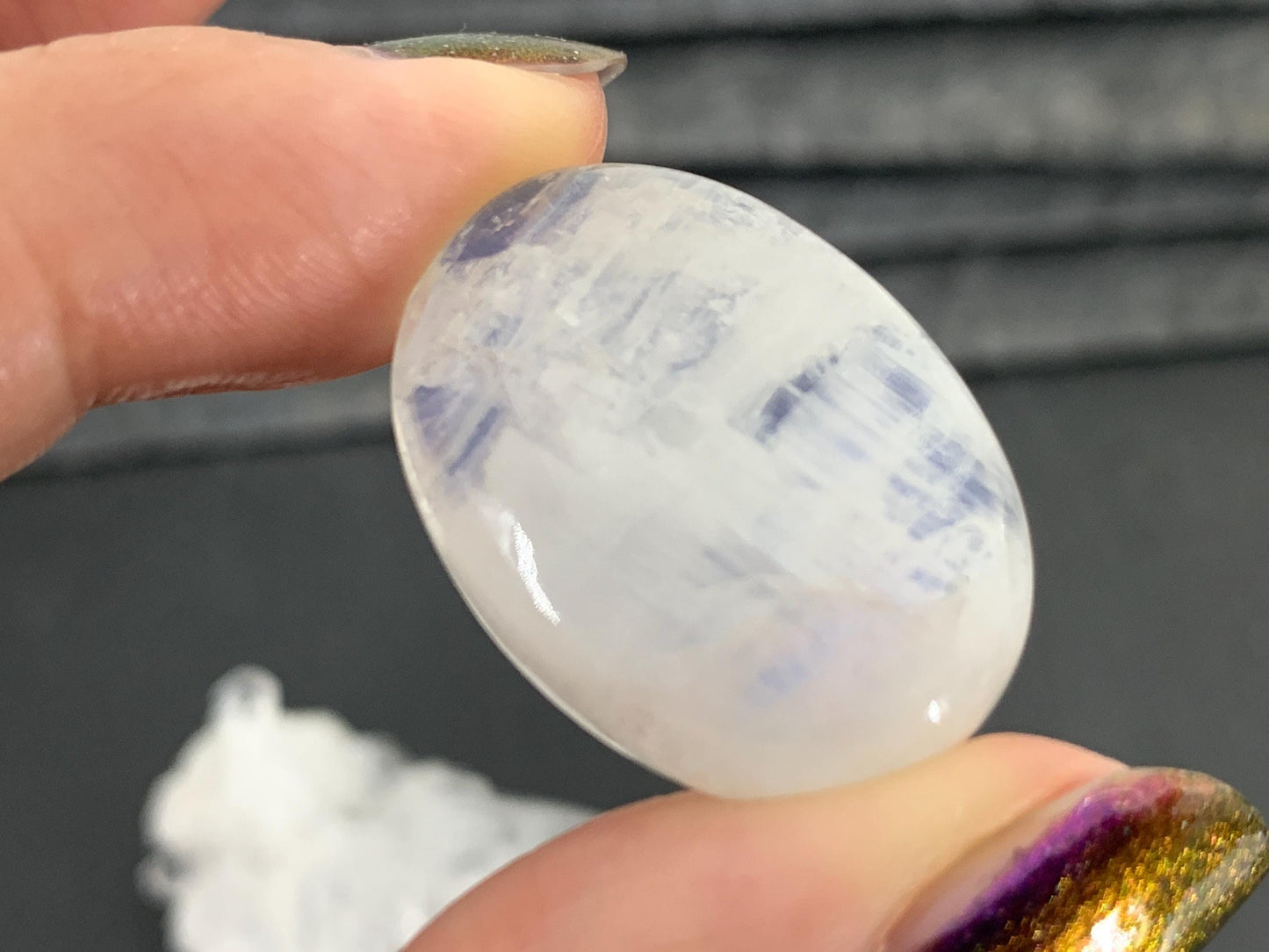 Rainbow Moonstone oval 26x19x7mm cabochon
