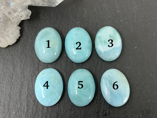 Larimar oval 10x14mm cabochon