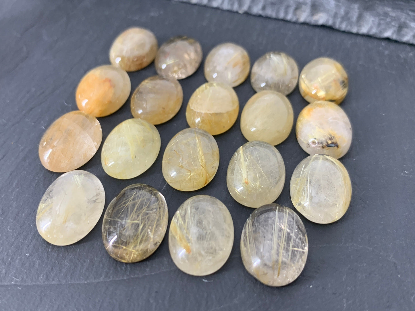 Gold Rutilated Quartz oval 13x18mm cabochon - Calibrated cabochons