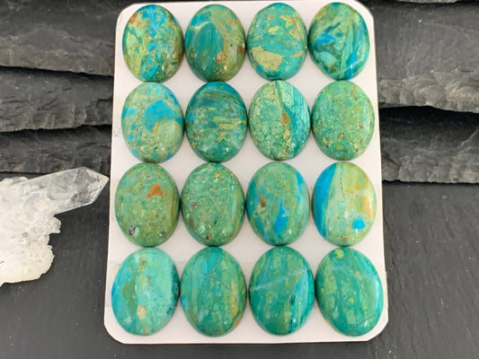 Opaline oval 15x20mm cabochon- Calibrated cabochons