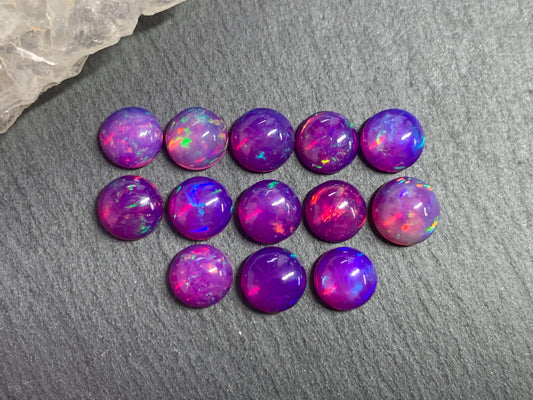 Ethiopian Opal round 7mm cabochon - Natural Opal smoked to purple color