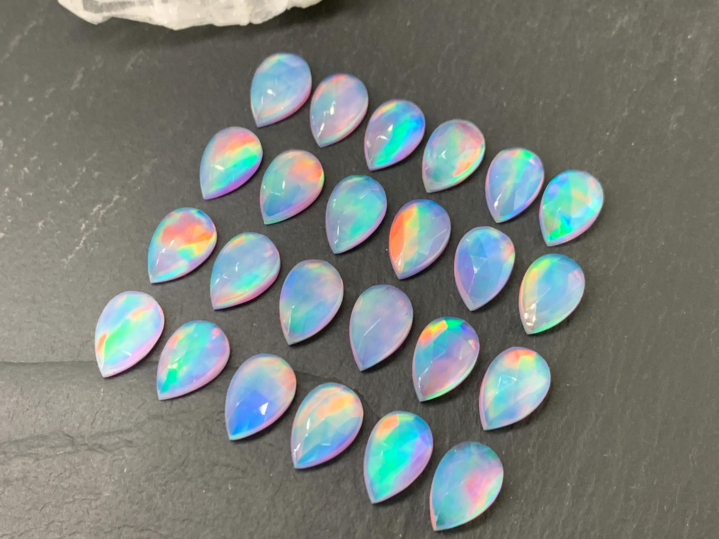 Faceted  Aurora Opal pear 8x12mm cabochon - Doublet cabochons - man made Opal