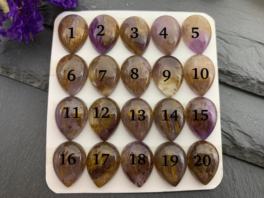 Amethyst Cacoxenite pear 12x16mm cabochon - Calibrated cabochons