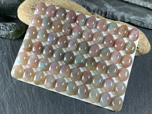 Blood Stone oval 8x10mm cabochon
