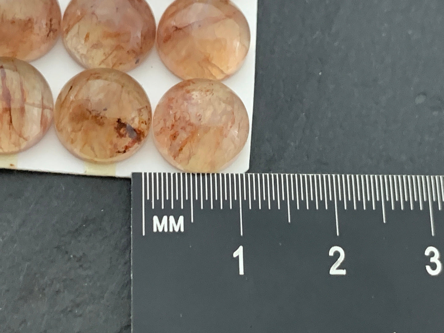 Blood Quartz round 10mm cabochon - Calibrated cabochons