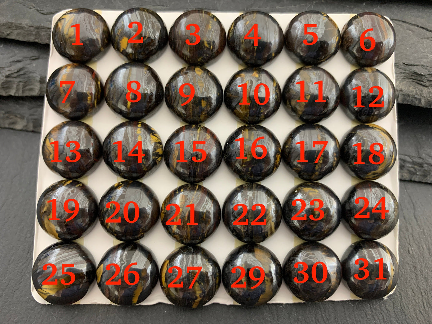 Tiger Iron 14mm cabochon - Calibrated cabochons