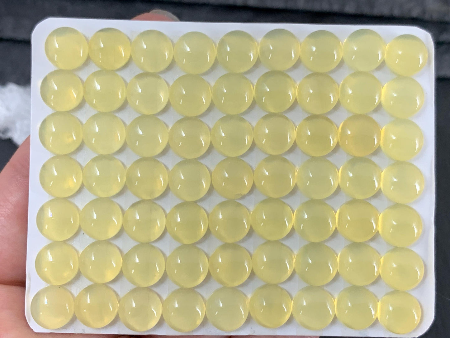 Yellow Opal round 8mm cabochon - Calibrated cabochons