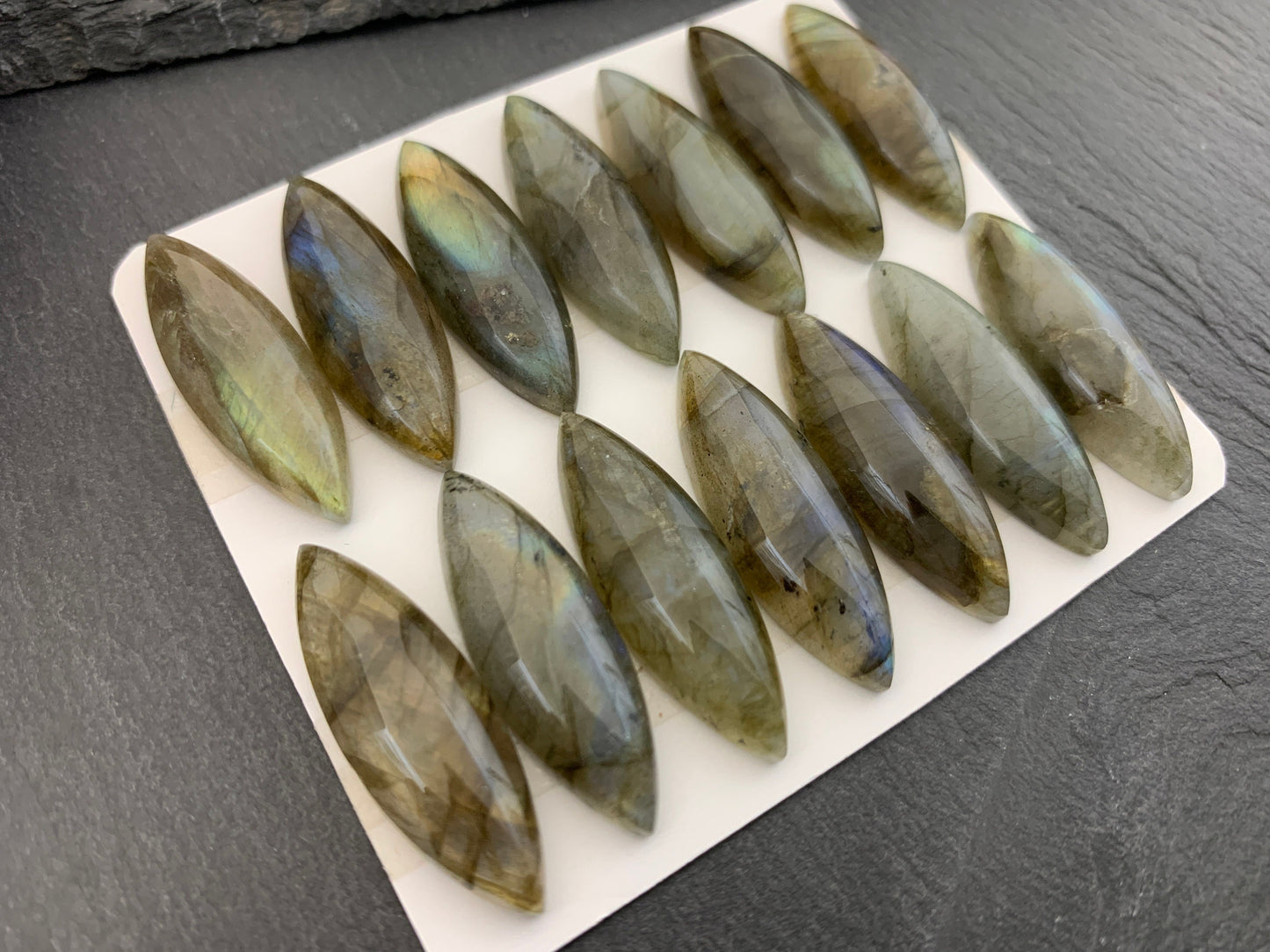 Labradorite marquise 10x30mm cabochon -  Calibrated cabochons