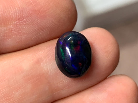 Black Ethiopian Opal oval 9x11x4mm cabochon
