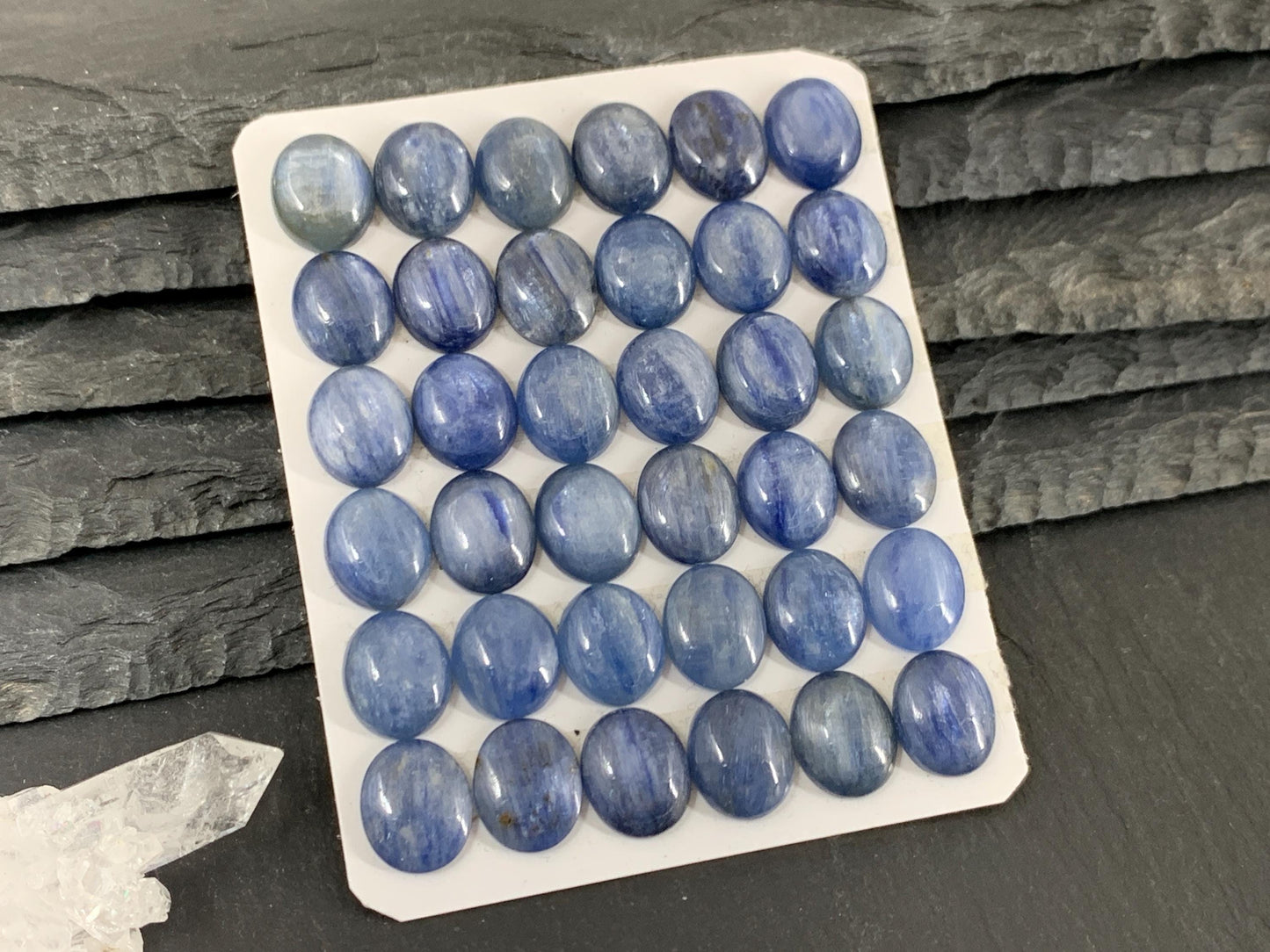 Kyanite oval 10x12mm cabochon