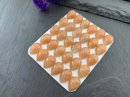 Goldsand Sunstone pear 10x14mm cabochon - Calibrated cabochons