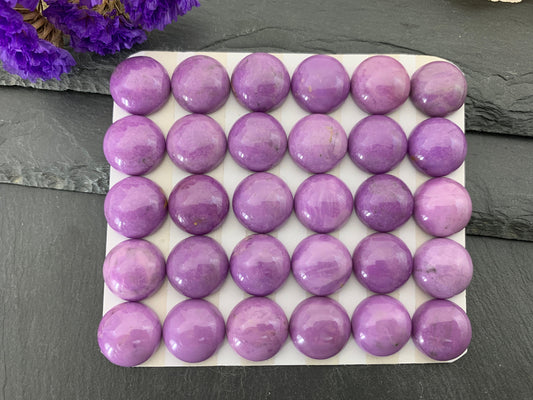 Phosphosiderite round 15mm cabochon