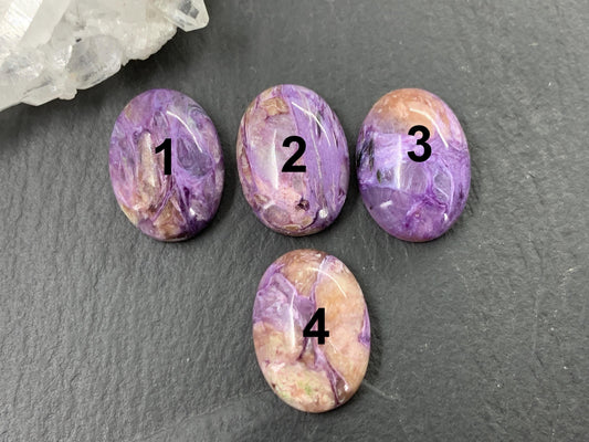 Charoite oval 13x18mm cabochon