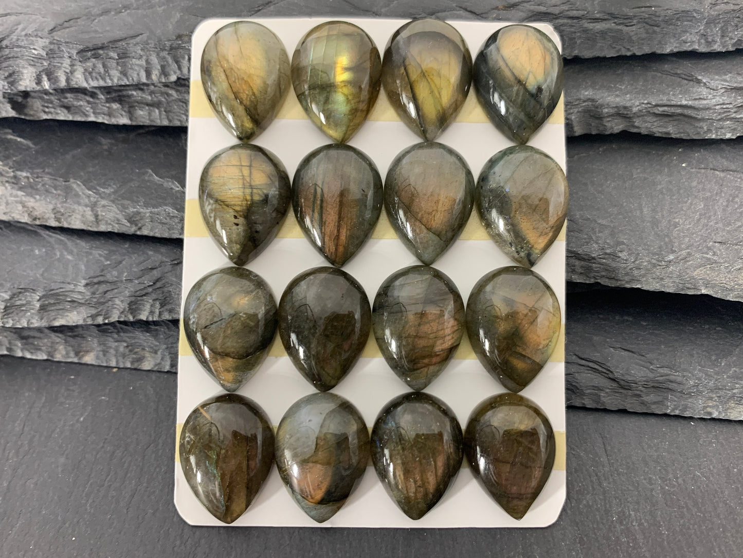 Labradorite pear 15x20mm Cabochon - Calibrated Cabochons