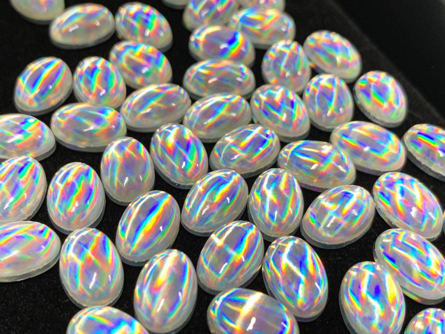 Mystic Rainbow Quartz oval 8x12mm, 10x14mm cabochon doublet