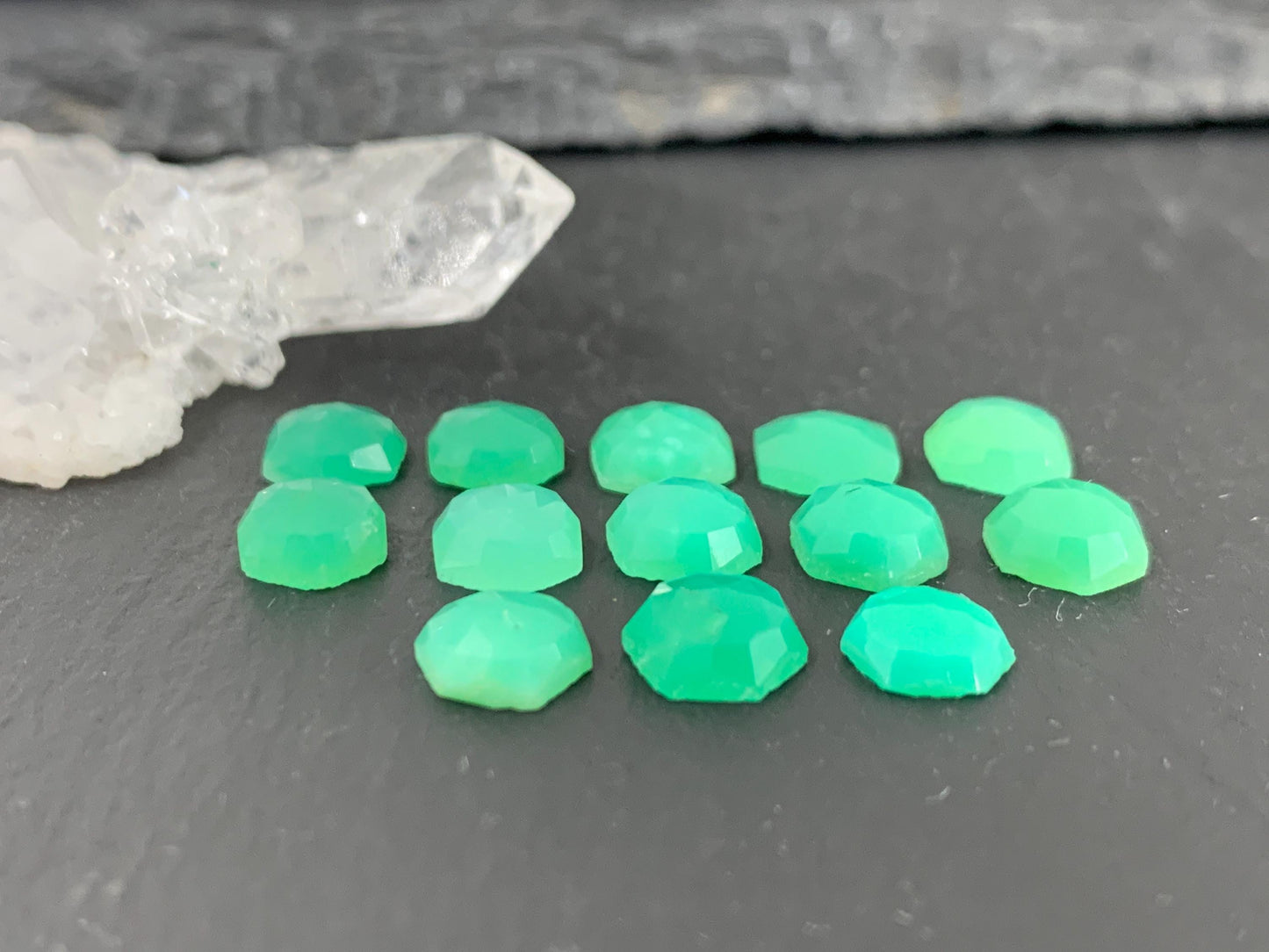 Faceted Chrysoprase hexagon 6mm cabochon