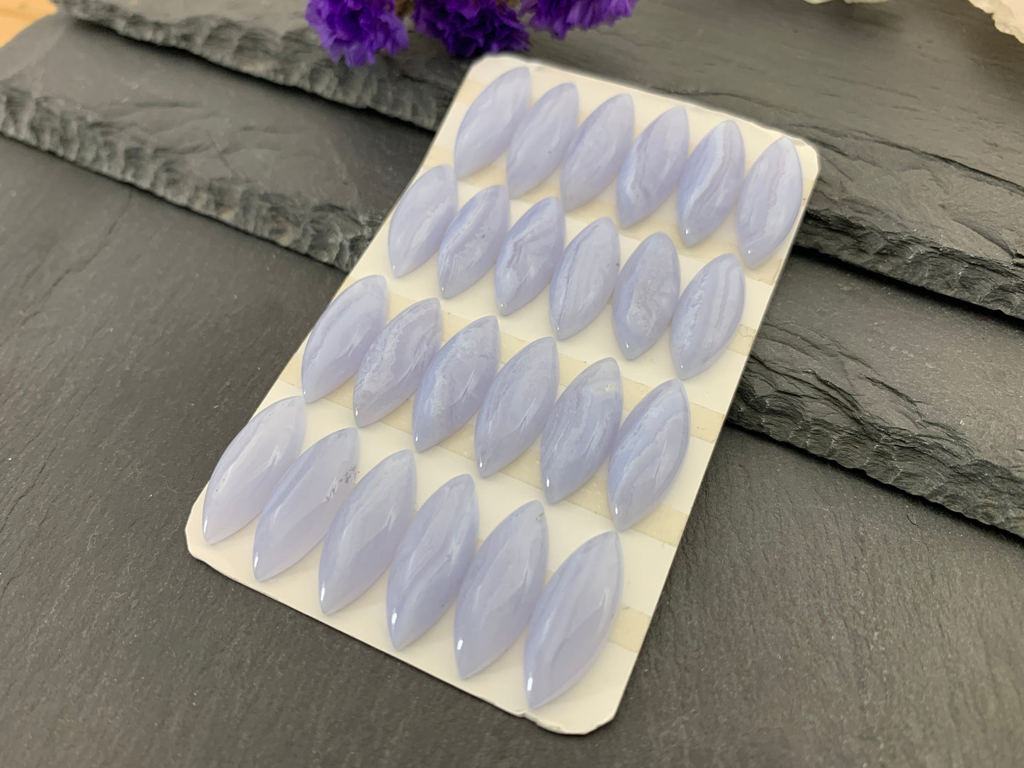 Blue Lace Agate marquise 8x20mm cabochon - Calibrated cabochons