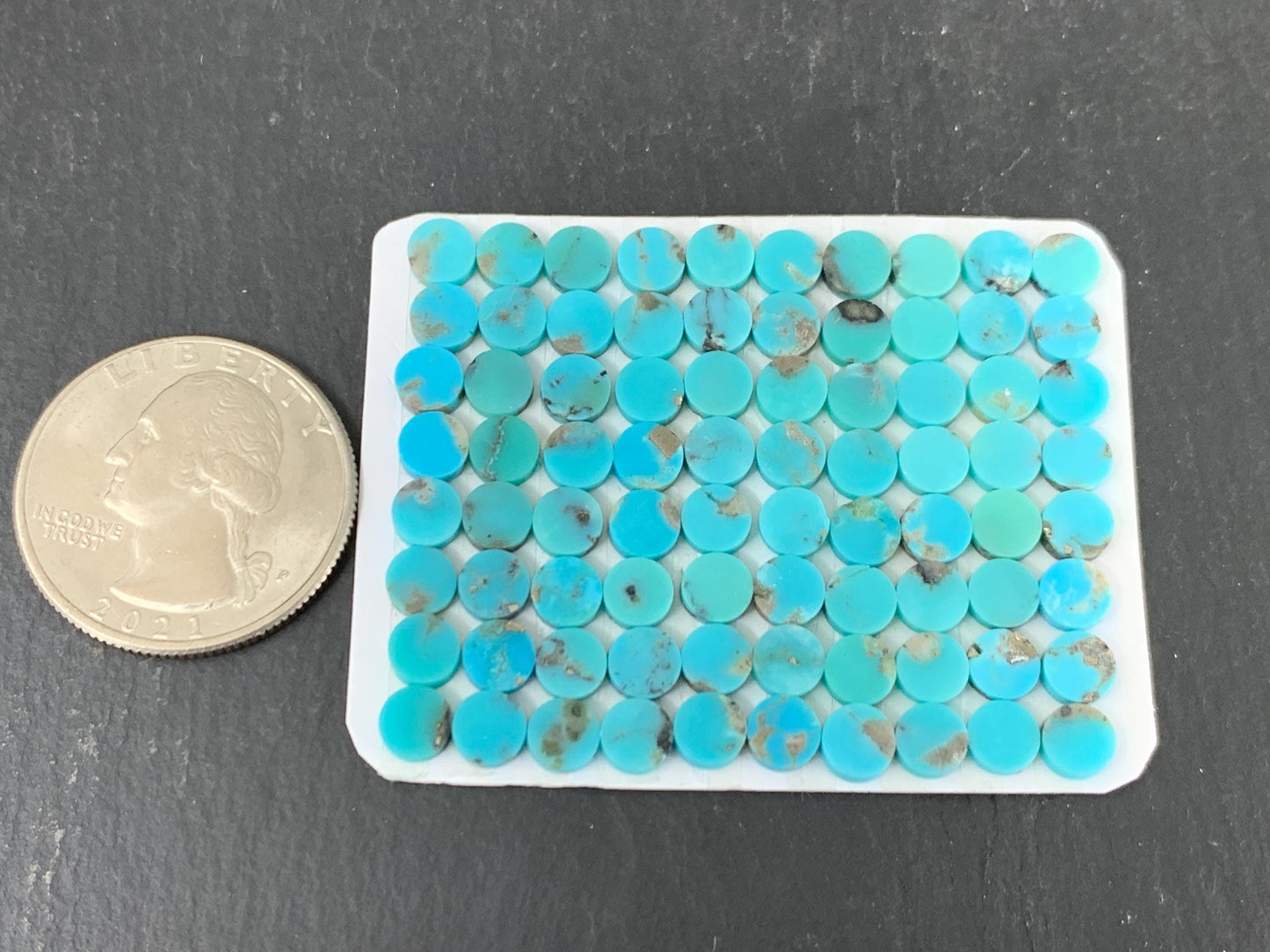 Flat Turquoise round 5mm cabochon - Calibrated cabochons
