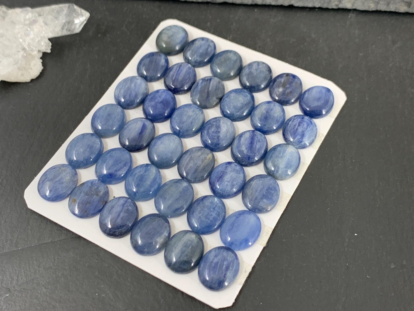 Kyanite oval 10x12mm cabochon