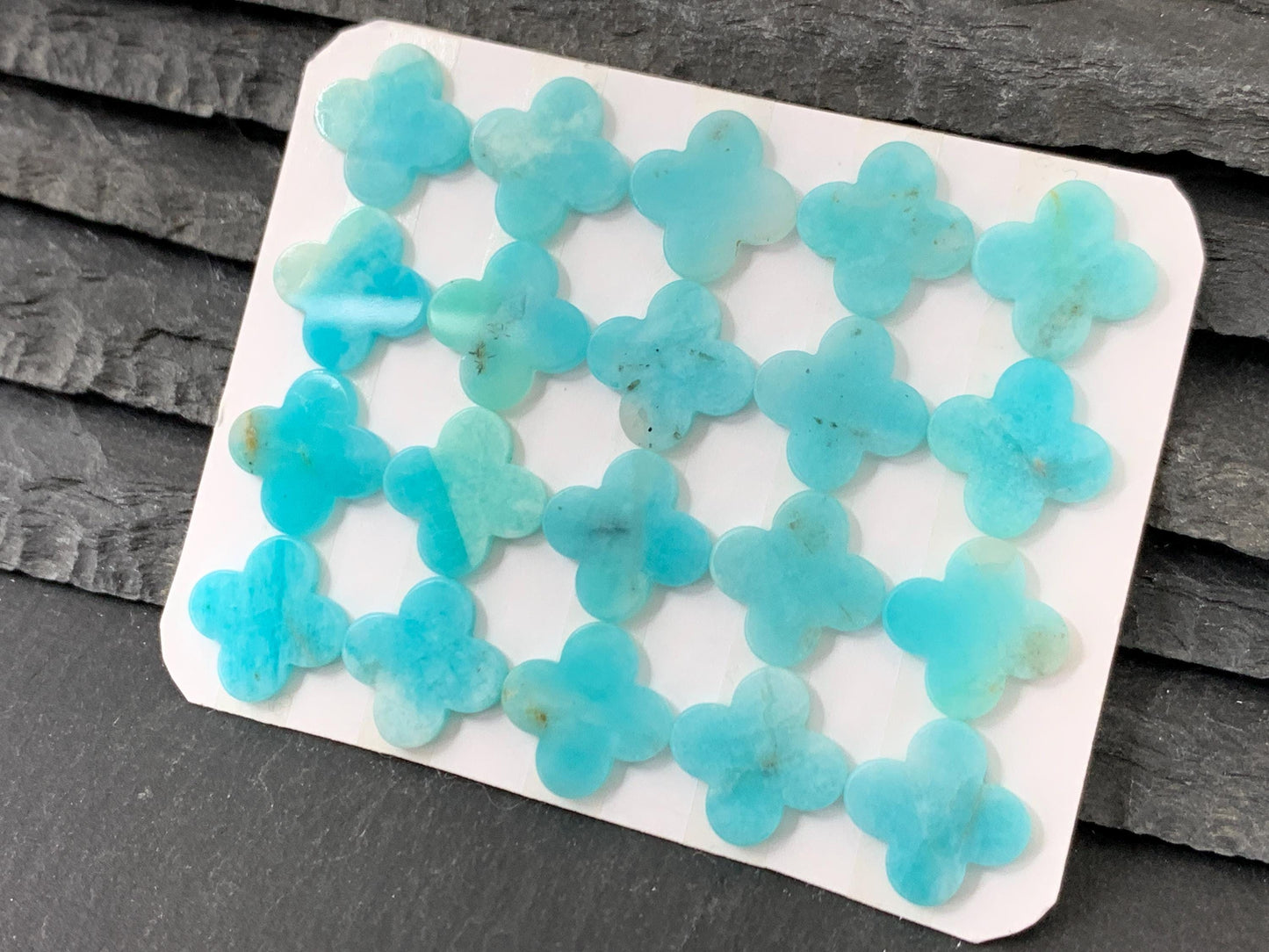 Flat Amazonite clover 13mm cabochon - Calibrated cabochons