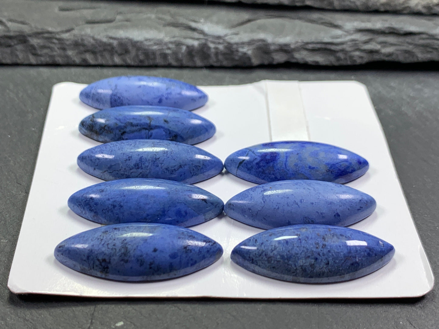 Dumorterite marquise  12x30mm cabochon - Calibrated Cabochons