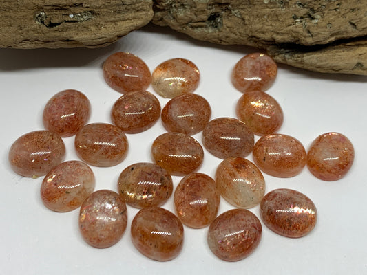 Sunstone oval 10x12mm Cabochon - Calibrated cabochons