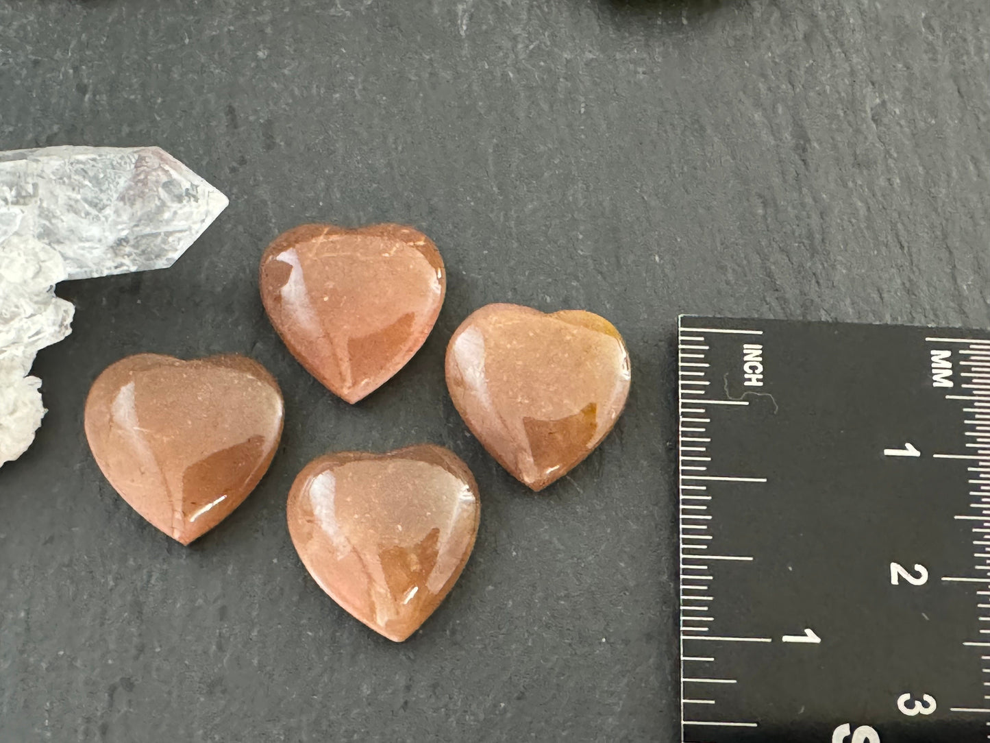 Goldsand Moonstone heart 15x15mm cabochon - Calibrated cabochons