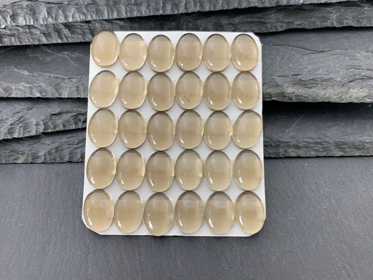 Smokey Quartz oval 10x14mm cabochon - Calibrated acbochons
