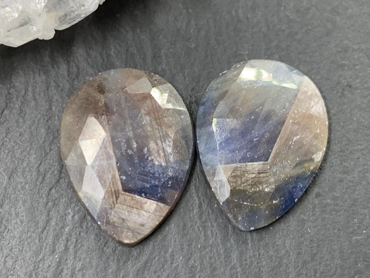 Faceted Star Sapphire pair 16x21x3mm cabochon - Sapphire pairs