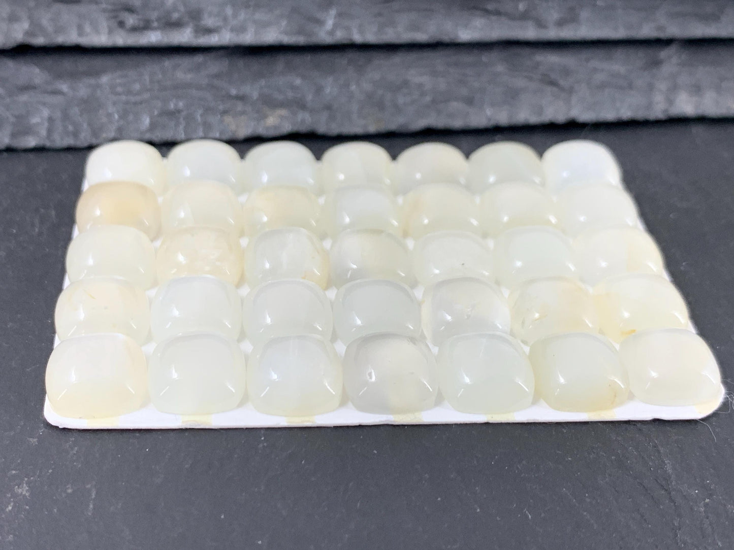 White Moonstone square cushion 10mm cabochon - Calibrated cabochons