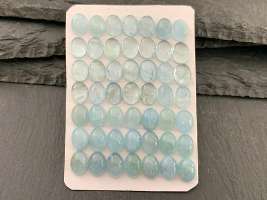 Aquamarine oval 6x8mm cabochon - Calibrated cabochons