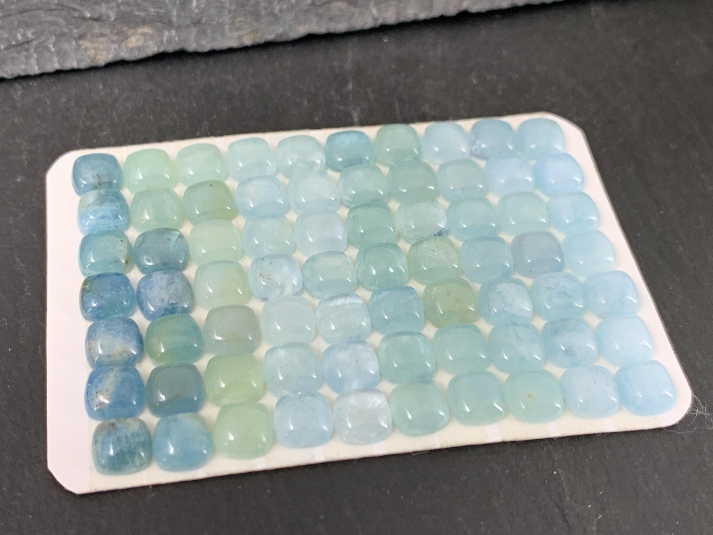 Aquamarine square 6mm cabochon - Calibrated cabochons